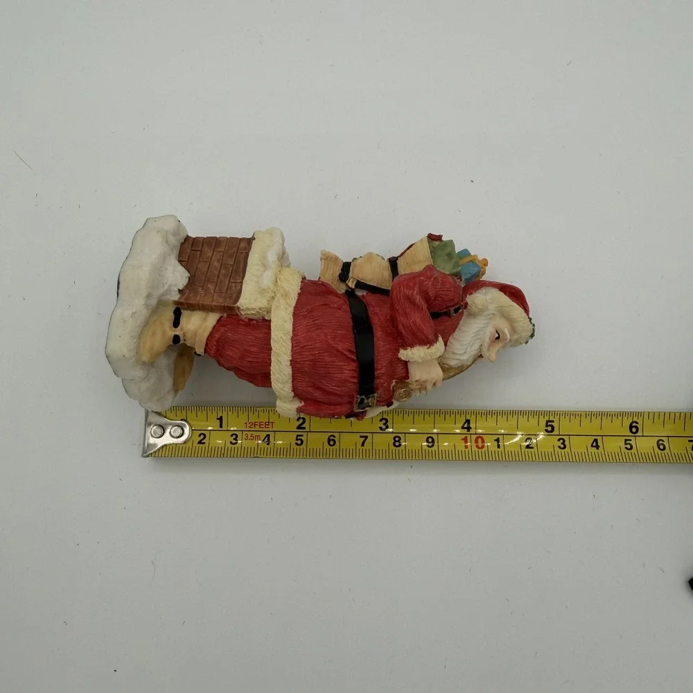 Vintage 1992 Santa Claus Figure‎ Holding Toys and Pipe on Chimney Base